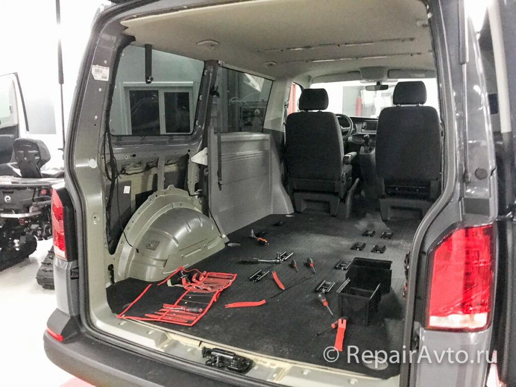 Туристический кемпер Volkswagen Caravelle