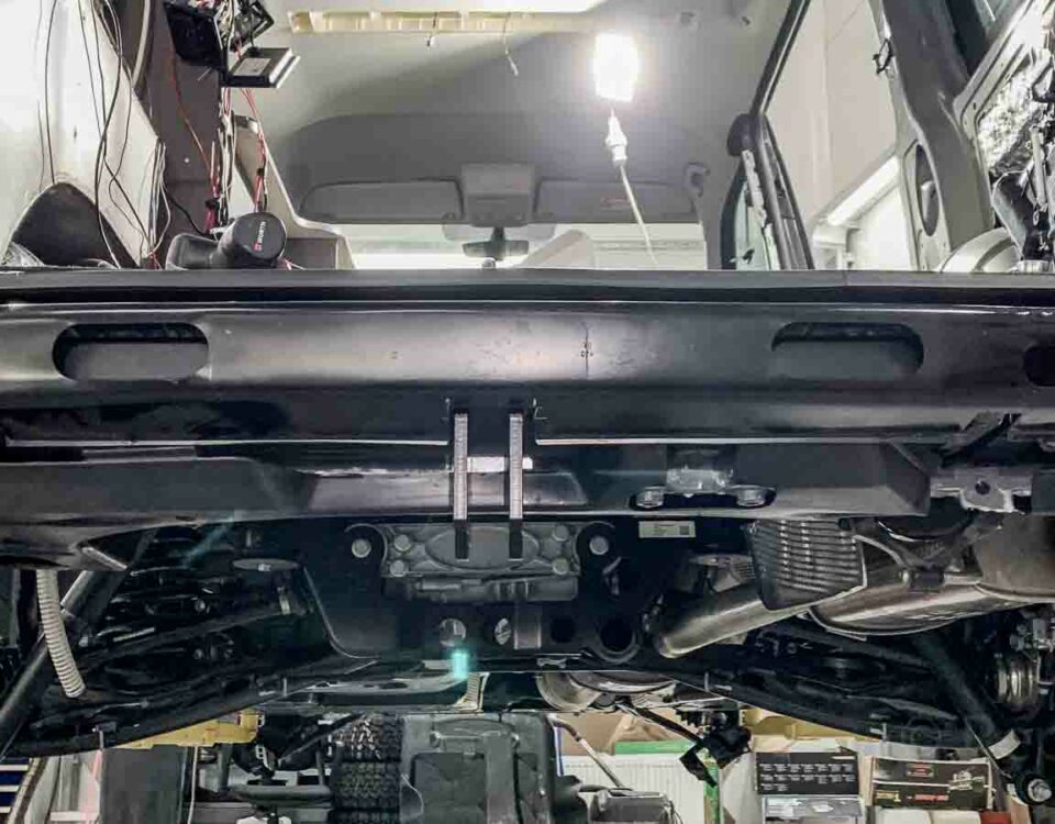 Установка фаркопа на автодом Volkswagen Caravelle