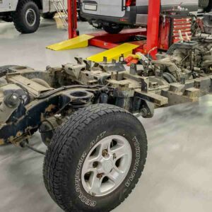 Демонтаж кузова Land Rover Defender