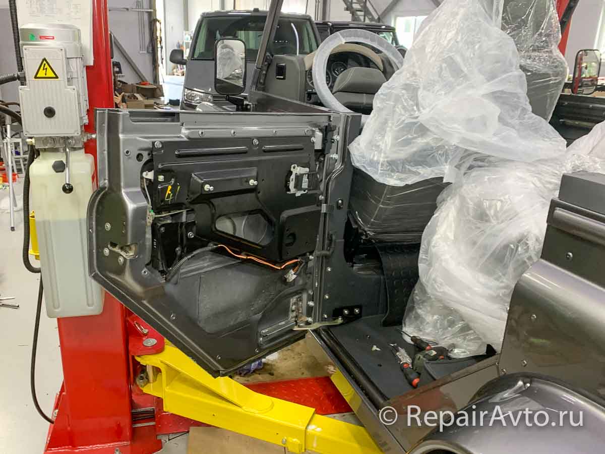 Сборка Land Rover Defender Cabriolet